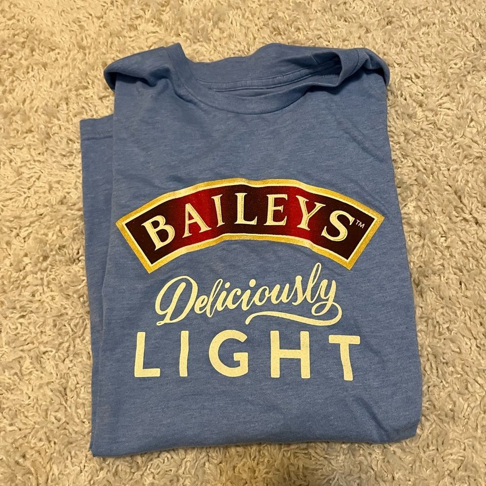 baileys liquor alcohol tee size large
